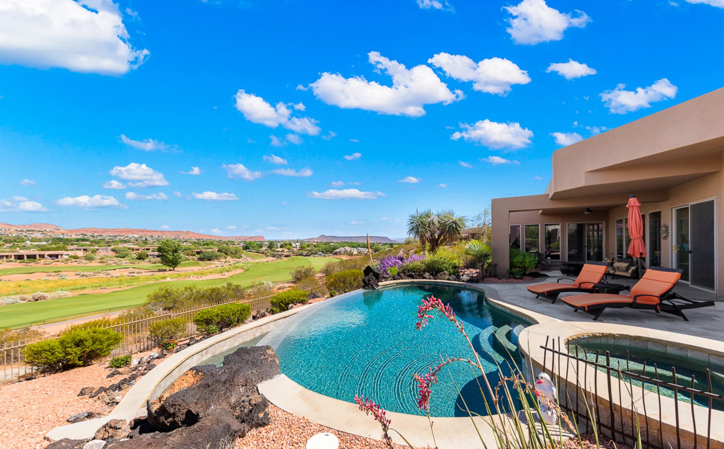 Contact Entrada Realty