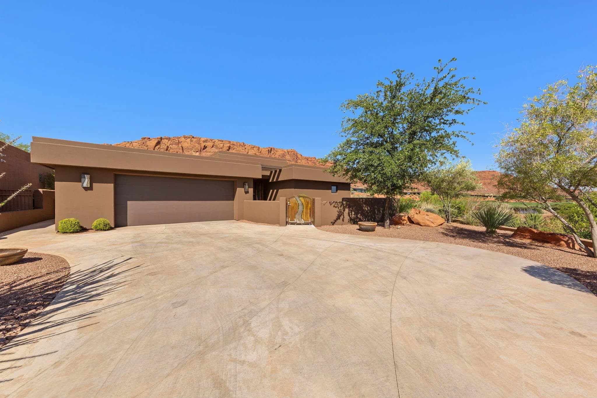 2410 Entrada Trail #3 - Photo 2