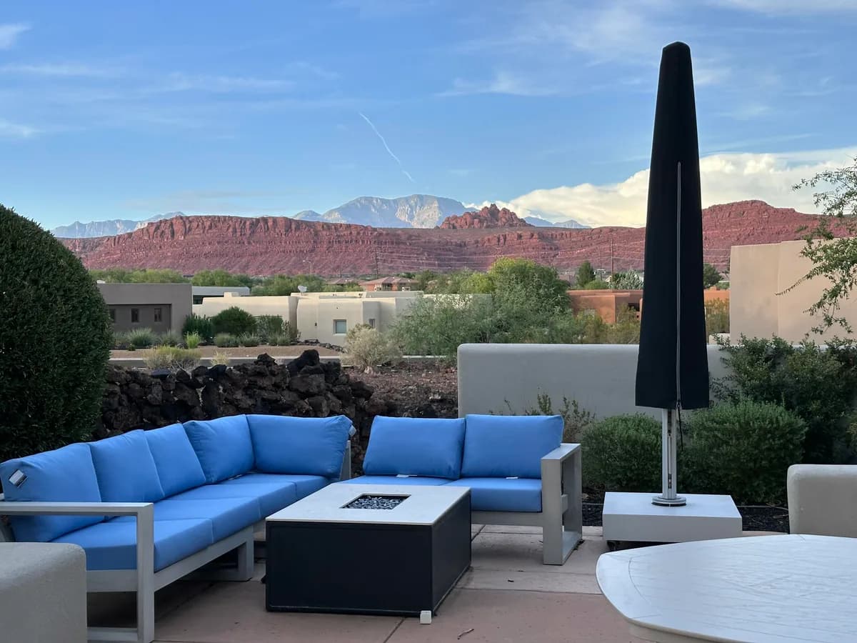 8 Basalt Cir
